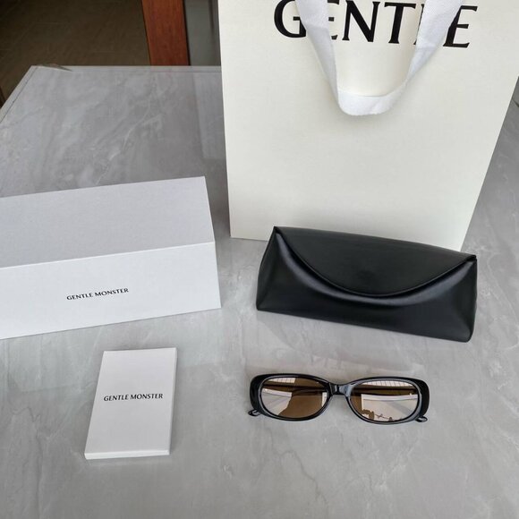 Gentle Monster Black Oval Sunglasses Brown Lens Retro Chic main image 5